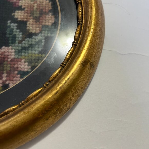 Vintage Gold Framed Oval Needlepoint Flowers Florals Bouquet Cottagecore country - Picture 5 of 13